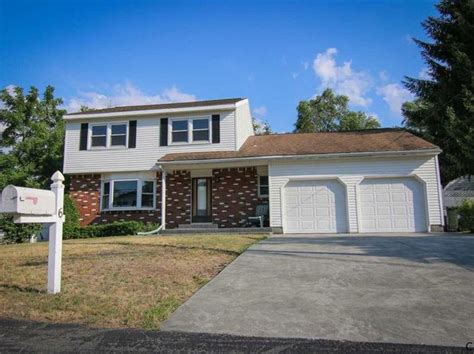 It contains 3 bedrooms and 2 bathrooms. . Zillow colonie ny